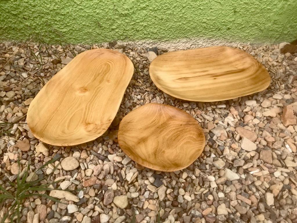 Miska z akátového dřeva
