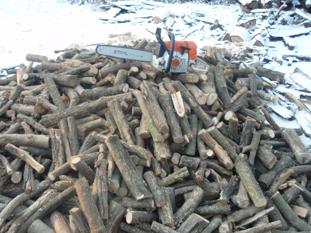 Palivové dřevo - akát, dub - 33cm 